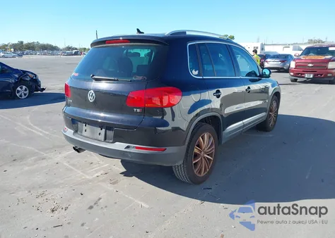 2016 Volkswagen Tiguan Se z USA, uszkodzony, nr VIN WVGAV7AX1GW573504